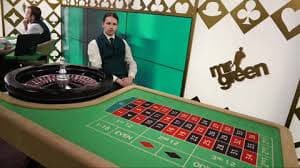The Dog House slot game interface on m88bet showing reels and paytable